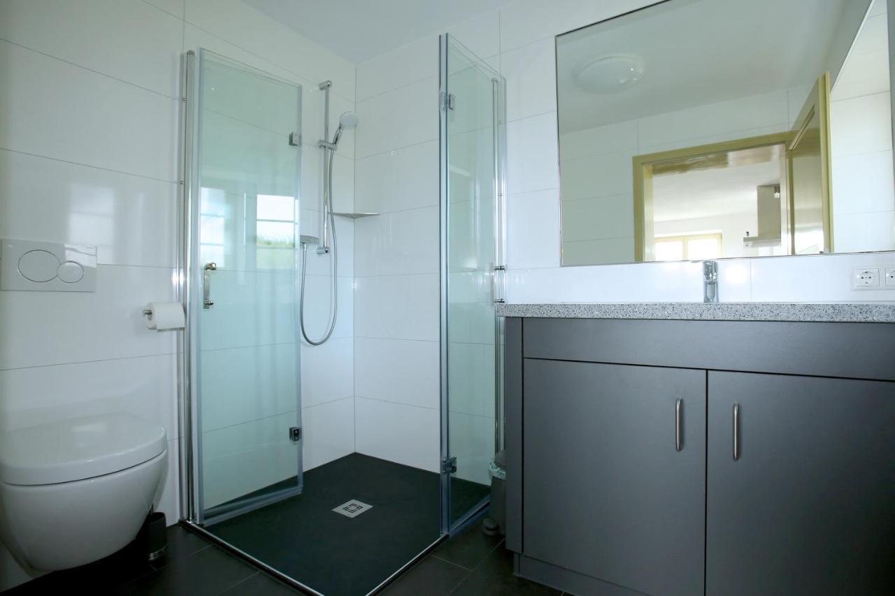 Bahnhof Hohen Mistorf Apartment Luaran gambar