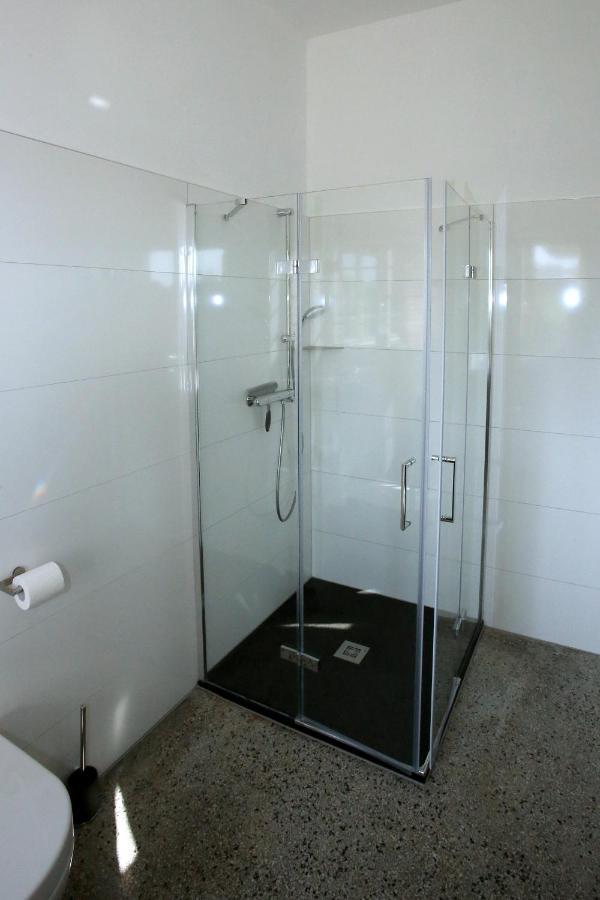 Bahnhof Hohen Mistorf Apartment Luaran gambar